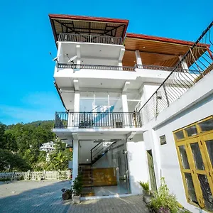 https://villa-dasuni.kandyhotelsnow.com