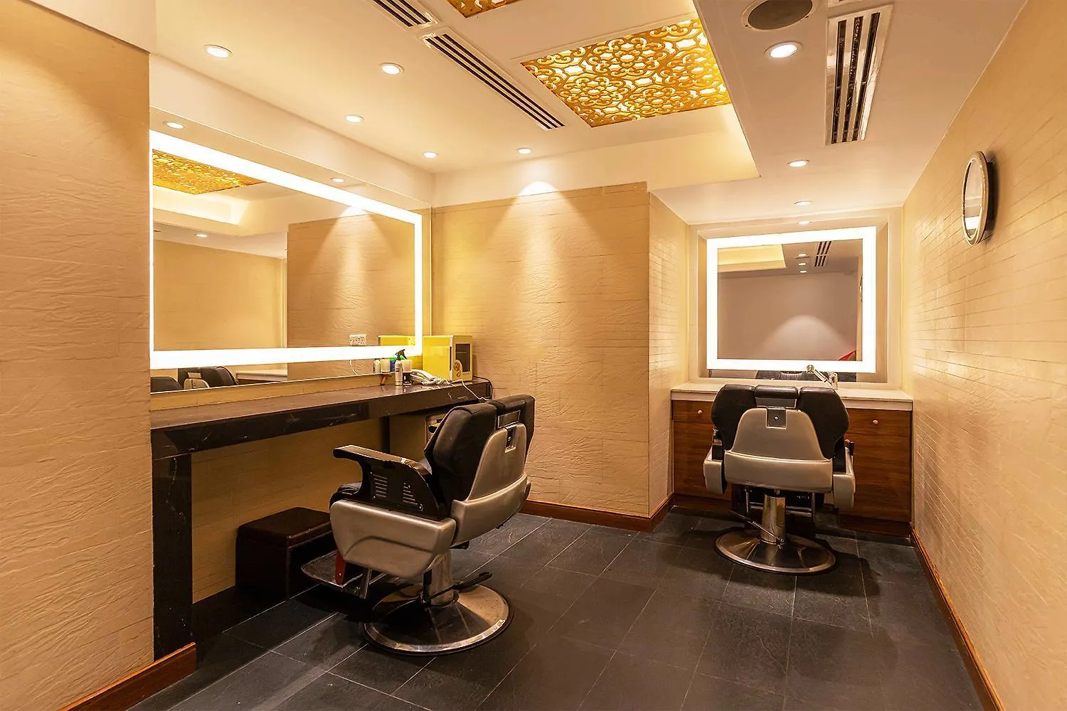 Dhaka Regency Hotel&Resort Limited Bangladesch